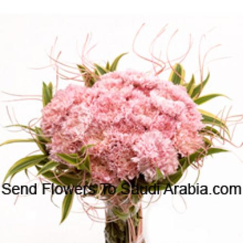 24 Pretty Pink Carnations